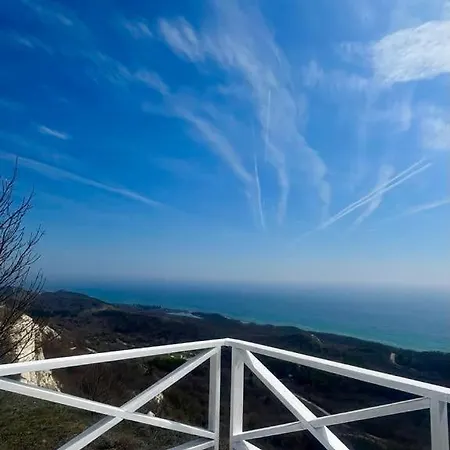 Luxury Lighthouse Golf וילה