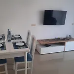 Луксозна вила Luxury Lighthouse Golf *