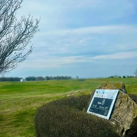 Luxury Lighthouse Golf Vila *