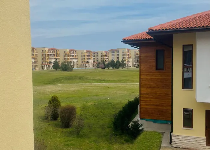 Luxury Lighthouse Golf Villa *